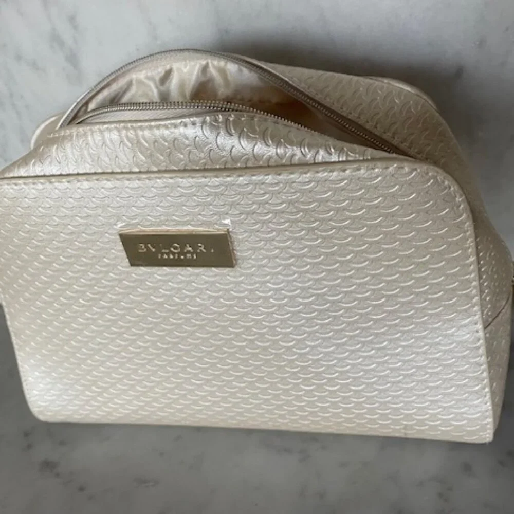 BVLGARI Parfums Pearl Scallop Print Cosmetics Make Up Clutch Bag NWOT